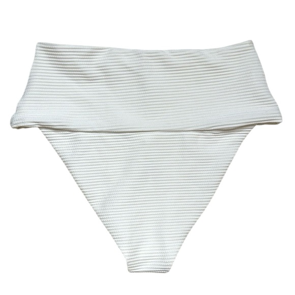 L*Space Eco Chic Repreve Desi Bikini Bottom - Picture 10 of 15